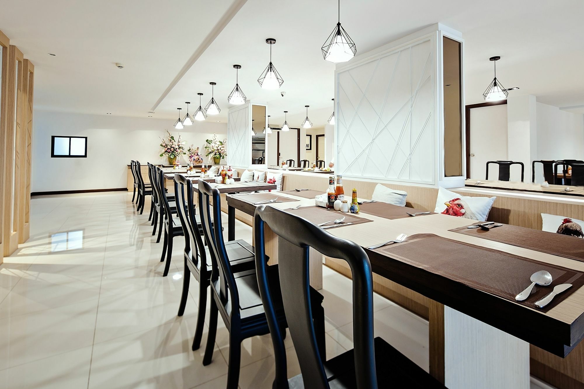 Three Sukhumvit Hotel - Sha Plus Certified Bangkok Esterno foto