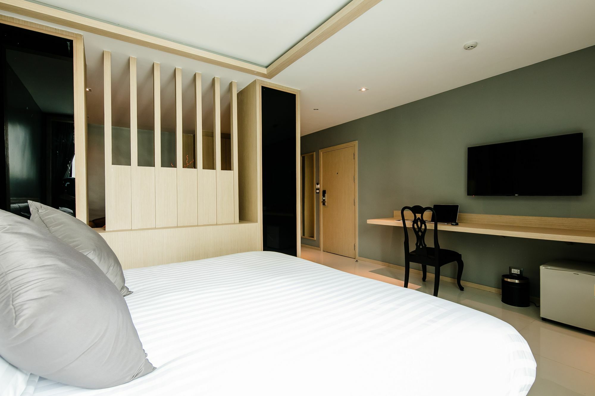 Three Sukhumvit Hotel - Sha Plus Certified Bangkok Esterno foto